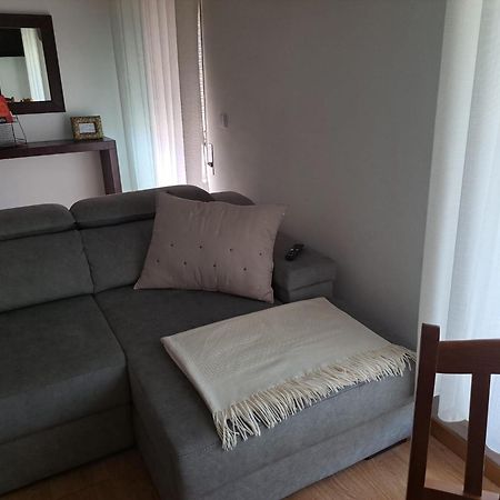 Chez Louise: Onde A Serra Beija O Ceu Lousa  Luaran gambar