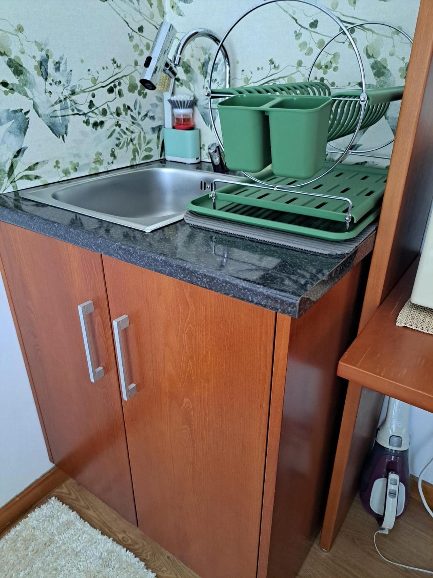 Chez Louise: Onde A Serra Beija O Ceu Lousa  Luaran gambar